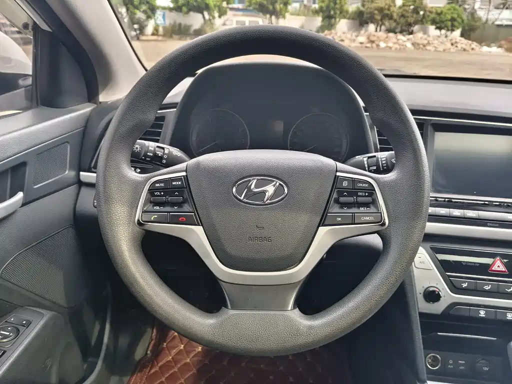 Hyundai Celesta 2016 — фото 15