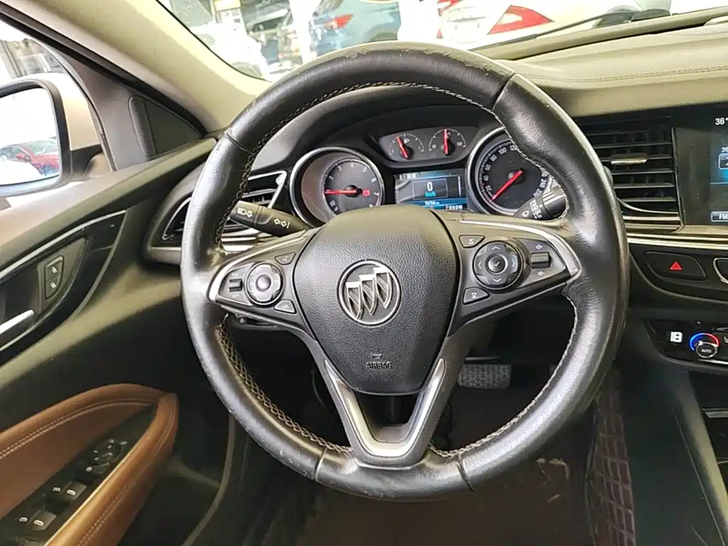 Buick Regal 2020 — фото 11