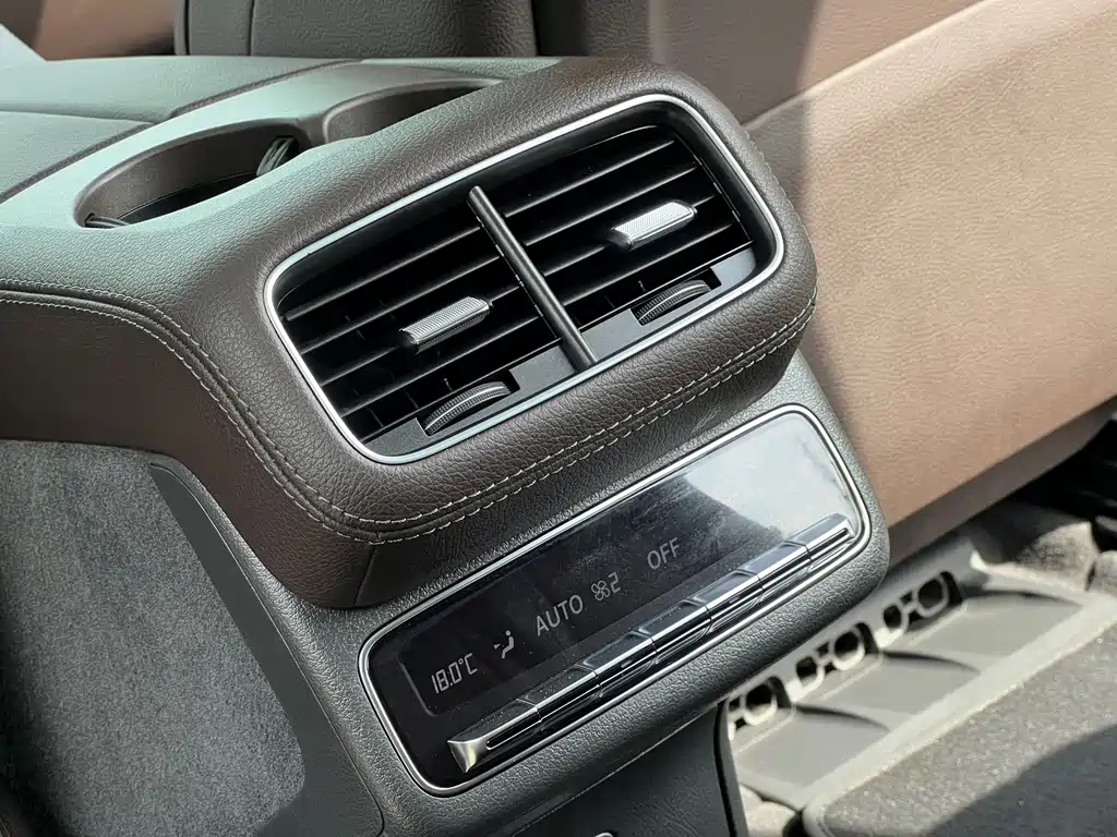 Mercedes-Benz GLS 2020 — фото 19