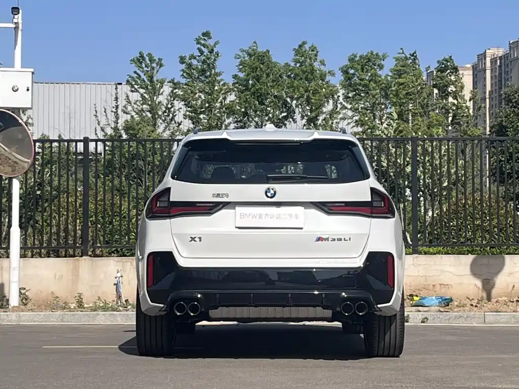 BMW X1 M35Li — фото 5
