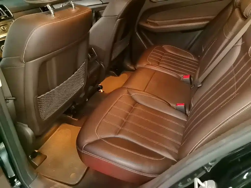 Mercedes-Benz GLE 2017 — фото 14