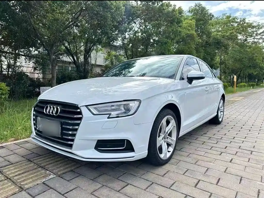 Audi A3 2020 — фото 2