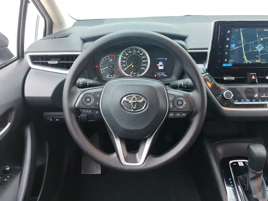 Toyota Corolla 2022 — фото 15