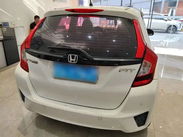 Honda Fit 2016