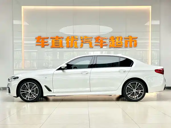 BMW 5 Series 2019
