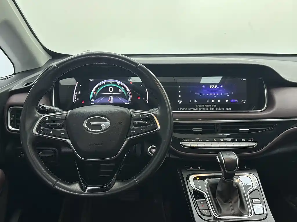 GAC Trumpchi M6 2022 — фото 10