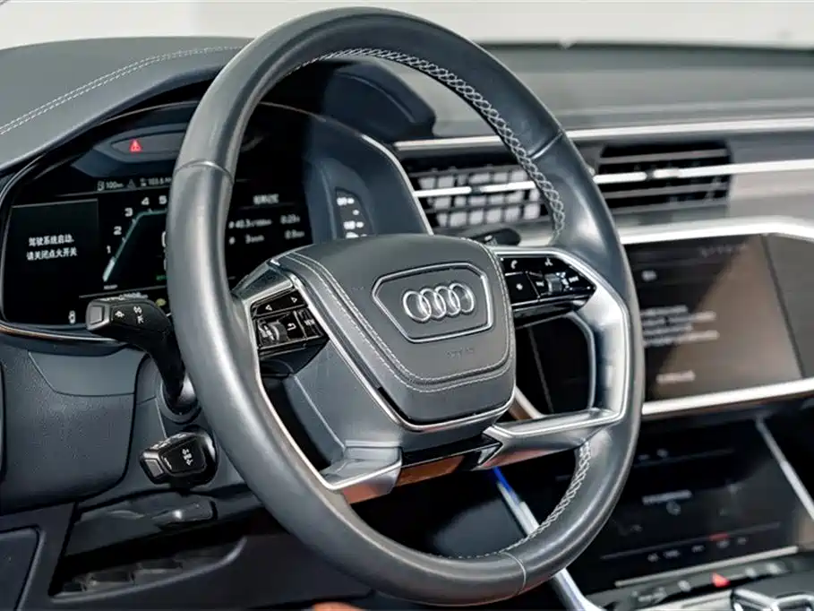 Audi A7L 2024 — фото 10