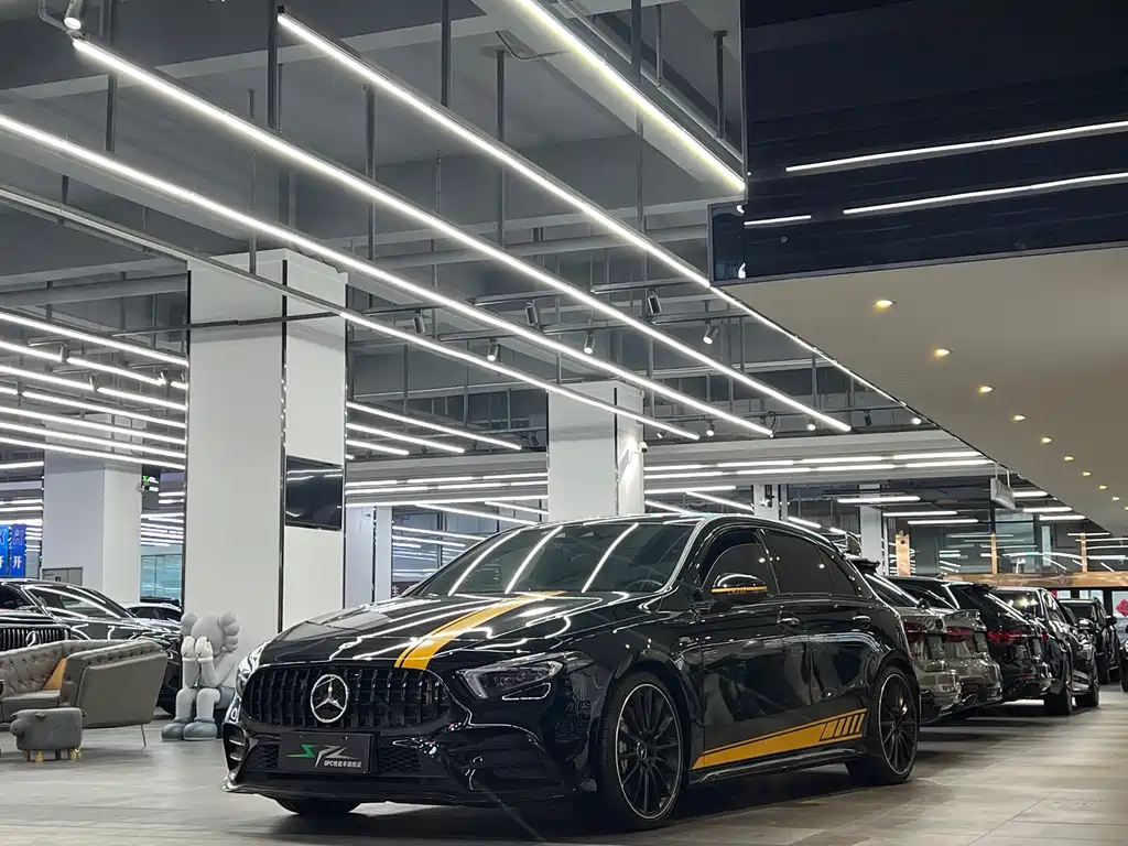Mercedes-Benz A-Class AMG 2023 — фото 3