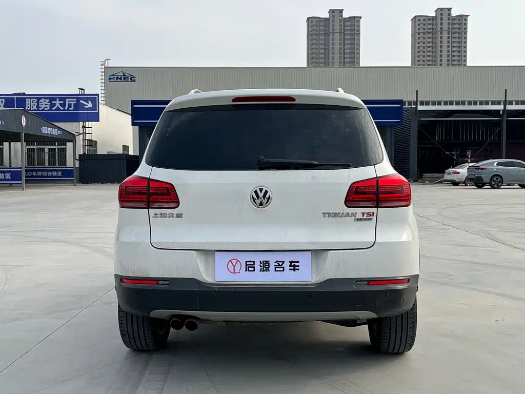 Volkswagen Tiguan 2014 — фото 12
