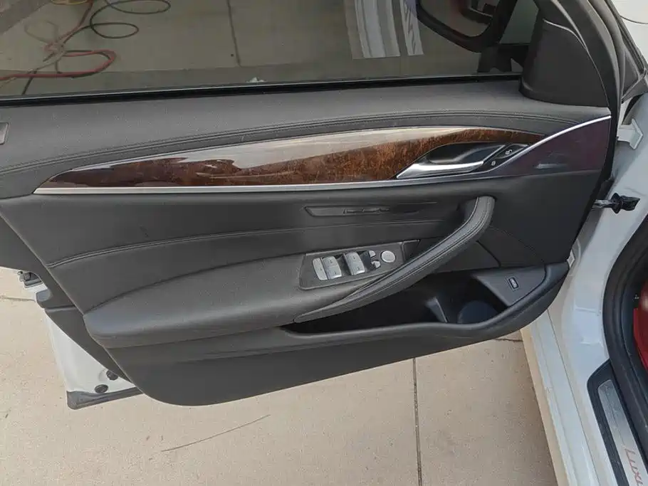 BMW 5 Series 2018