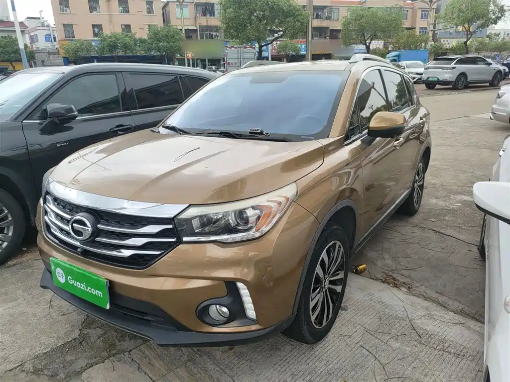 GAC Motor Trumpchi GS4 2017 — фото 1