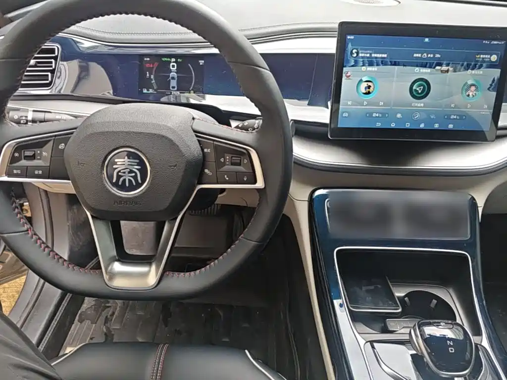 BYD Qin PLUS 2022 — фото 10