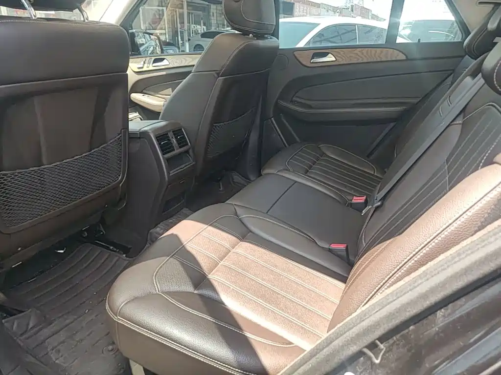 Mercedes-Benz GLE 2015 — фото 17