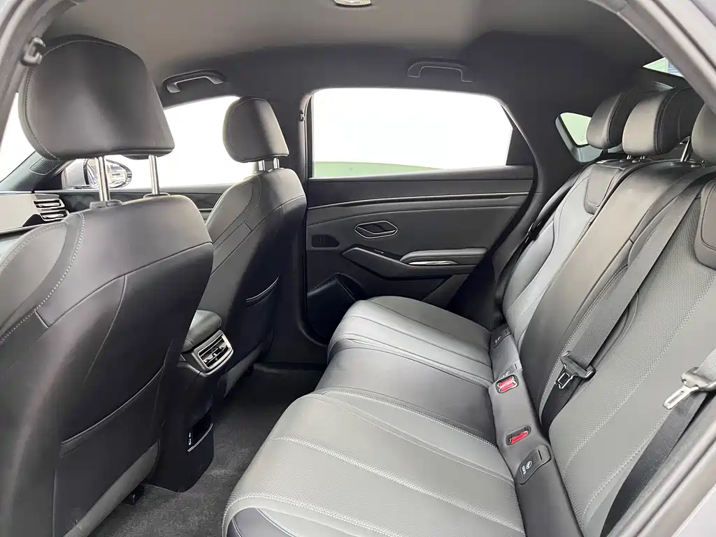 BYD Qin L 2025 — фото 13