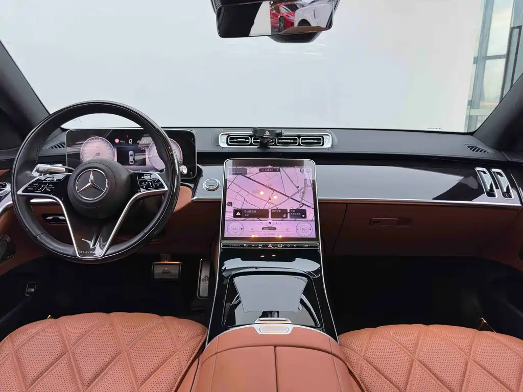 Mercedes-Benz Maybach S-Class 2022 — фото 15