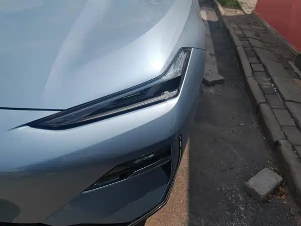 Geely Galaxy E8 2025