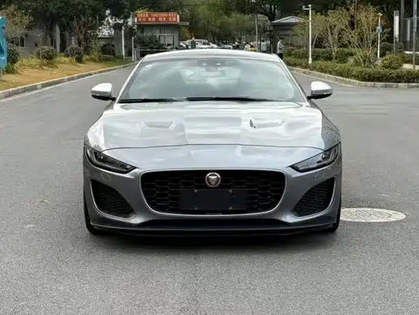 Jaguar F-TYPE 2023