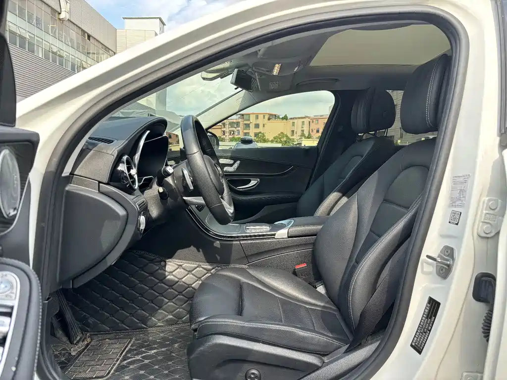 Mercedes-Benz C-Class 2020 — фото 8