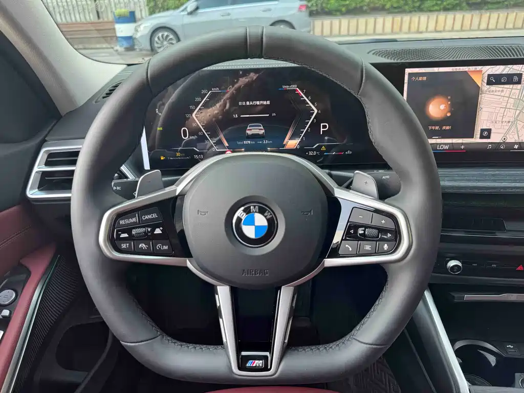 BMW 3 Series 2025 — фото 14