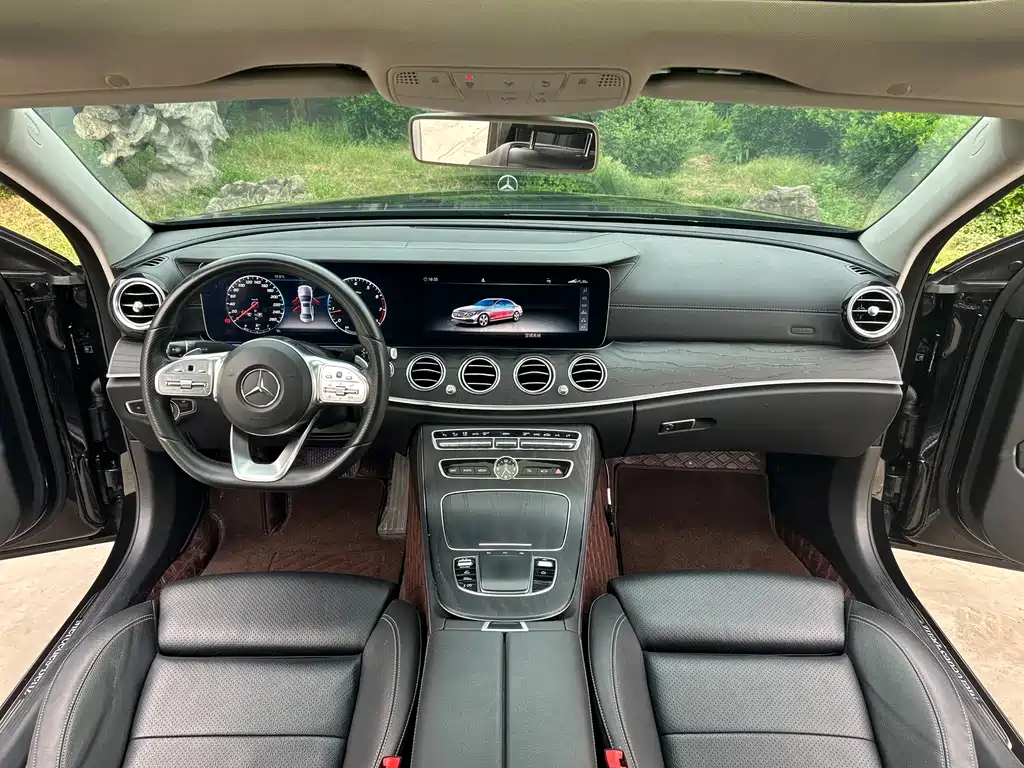 Mercedes-Benz E-Class 2020 — фото 14