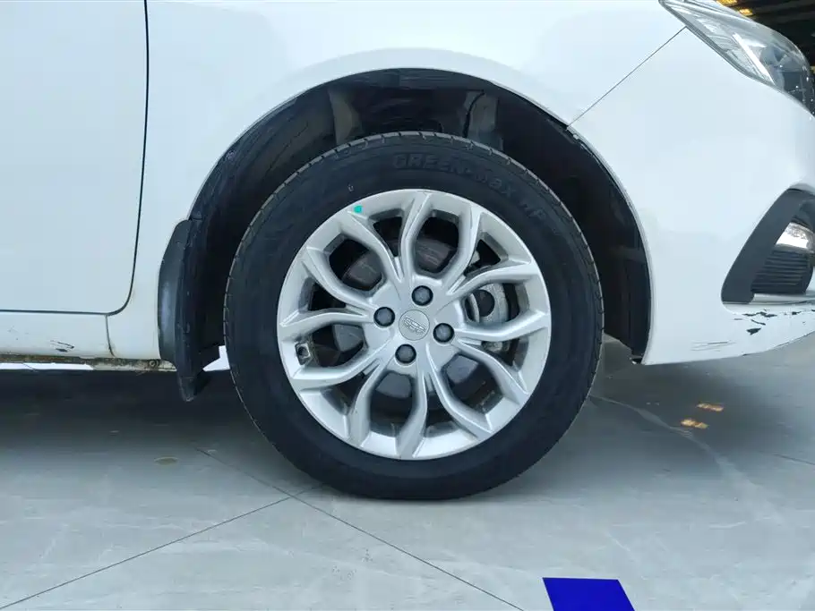 Geely Vision 2019