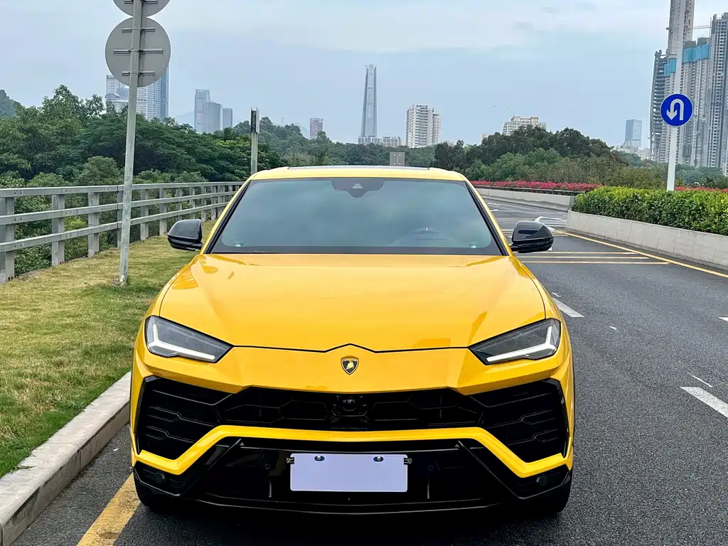 Lamborghini Urus 2021 — фото 2