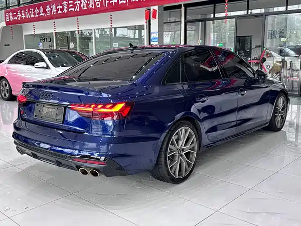 Audi S4 2022