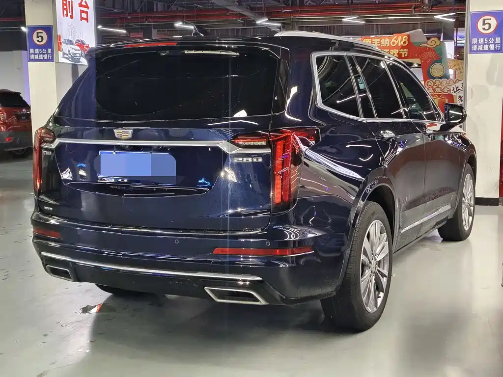 Cadillac XT6 2021 — фото 15
