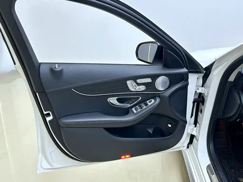 Mercedes-Benz C-Class 2021 — фото 14
