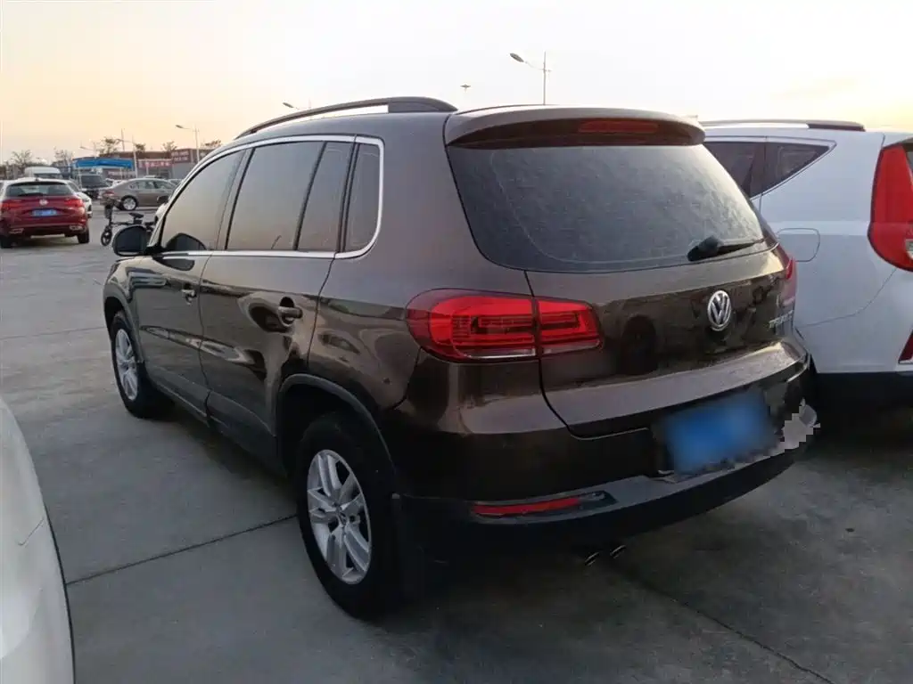 Volkswagen Tiguan 2015 — фото 4