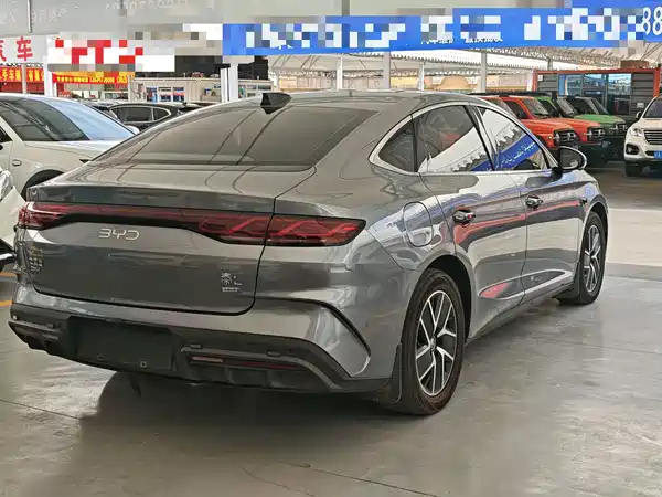 BYD Qin L 2025