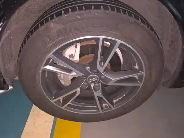 Audi Q5L 2019