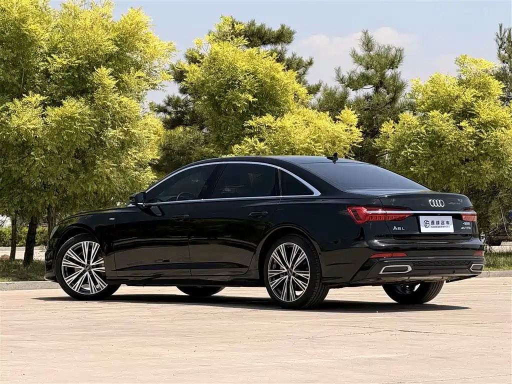 Audi A6L 2022 — фото 24