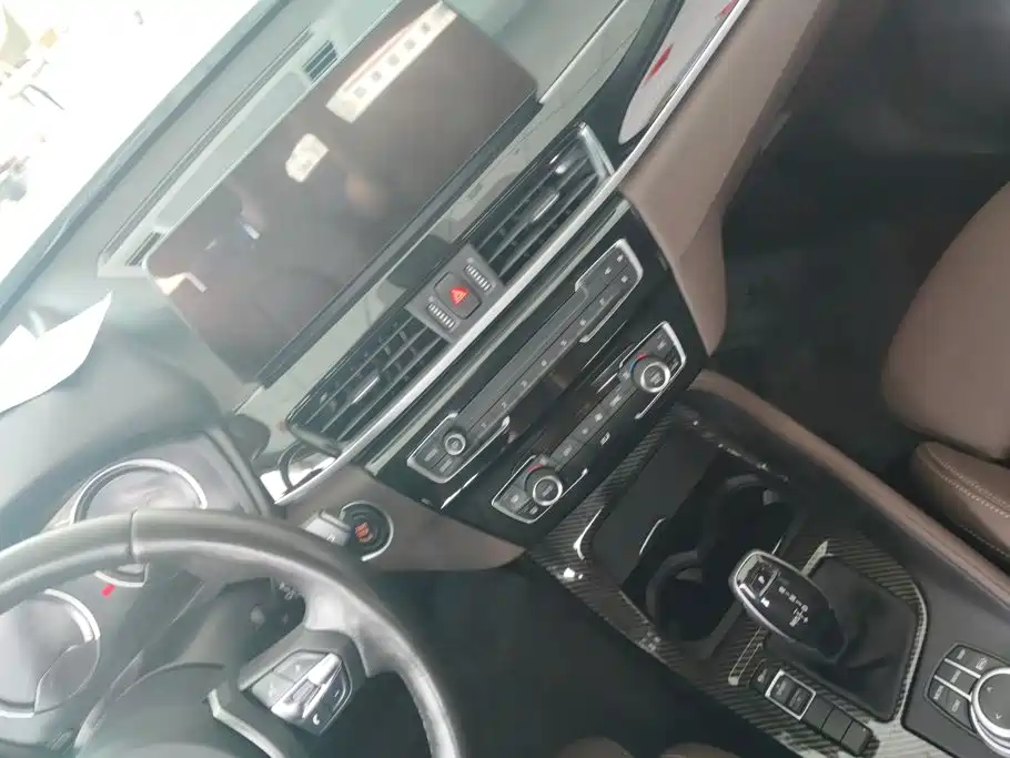 BMW X1 2021 — фото 13