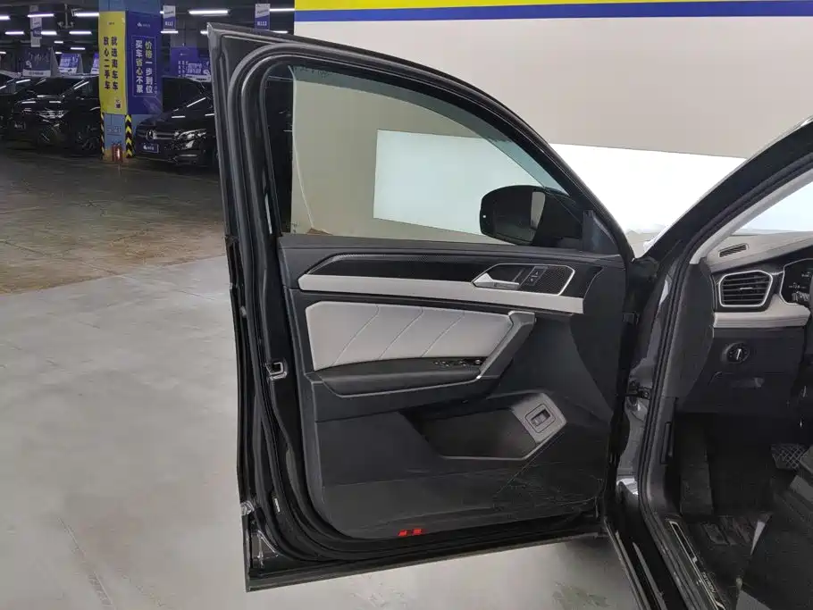 Volkswagen Tayron 2023