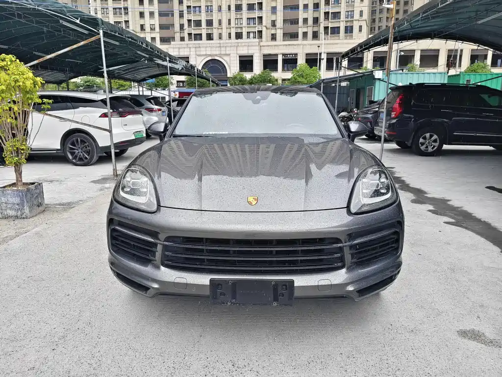 Porsche Cayenne 2022 — фото 2