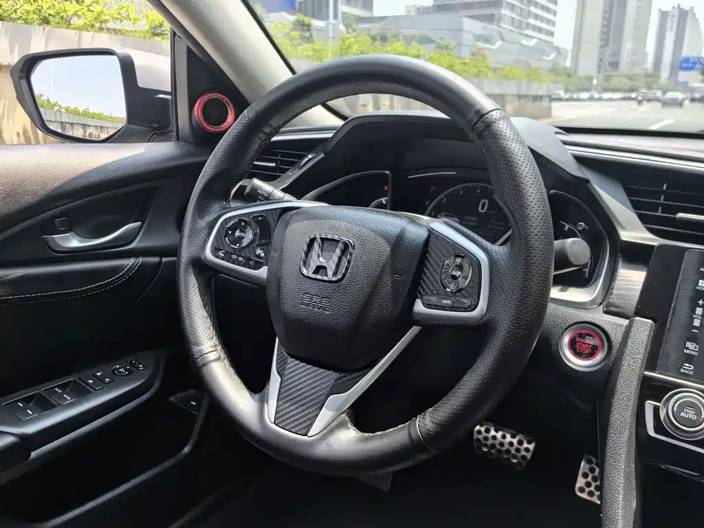 Honda Civic 2020 — фото 28