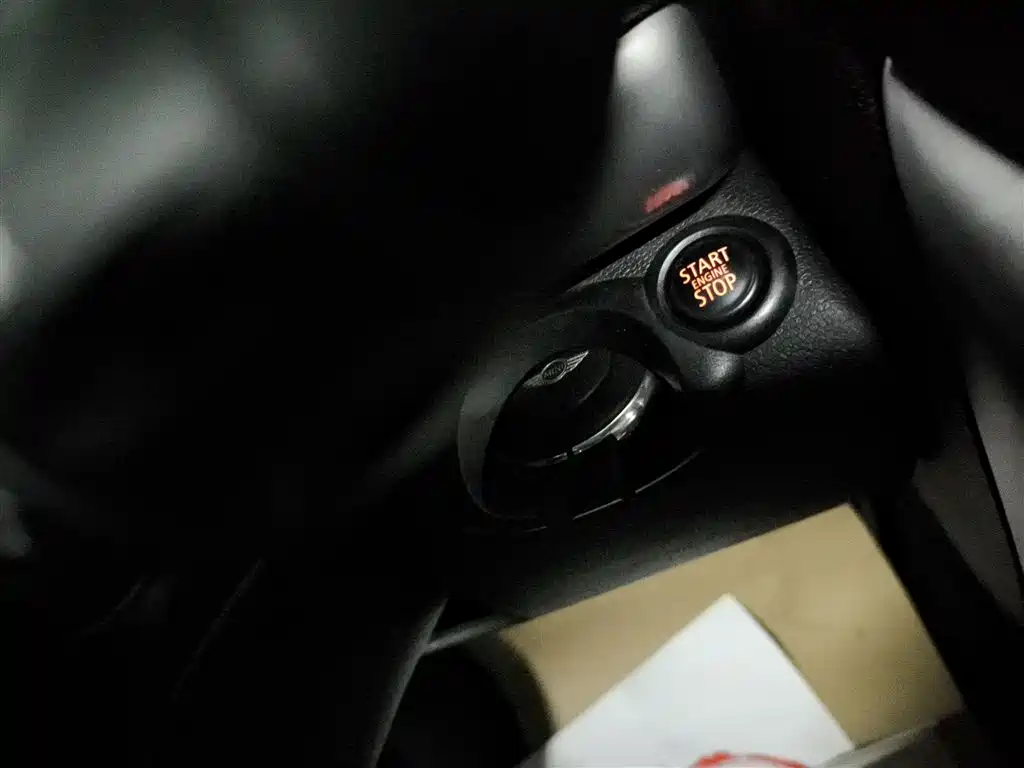 MINI Countryman 2015 — фото 11