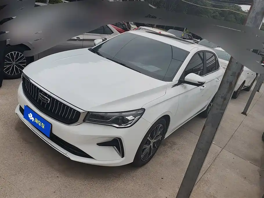 Geely Emgrand 2024