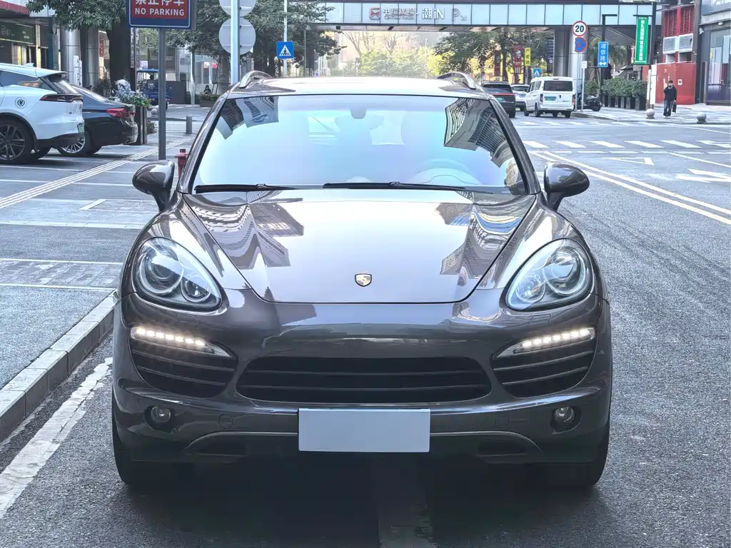 Porsche Cayenne 2013 — фото 2