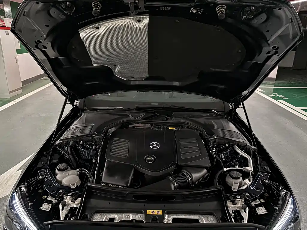 Mercedes-Benz C-Class 2023 — фото 15
