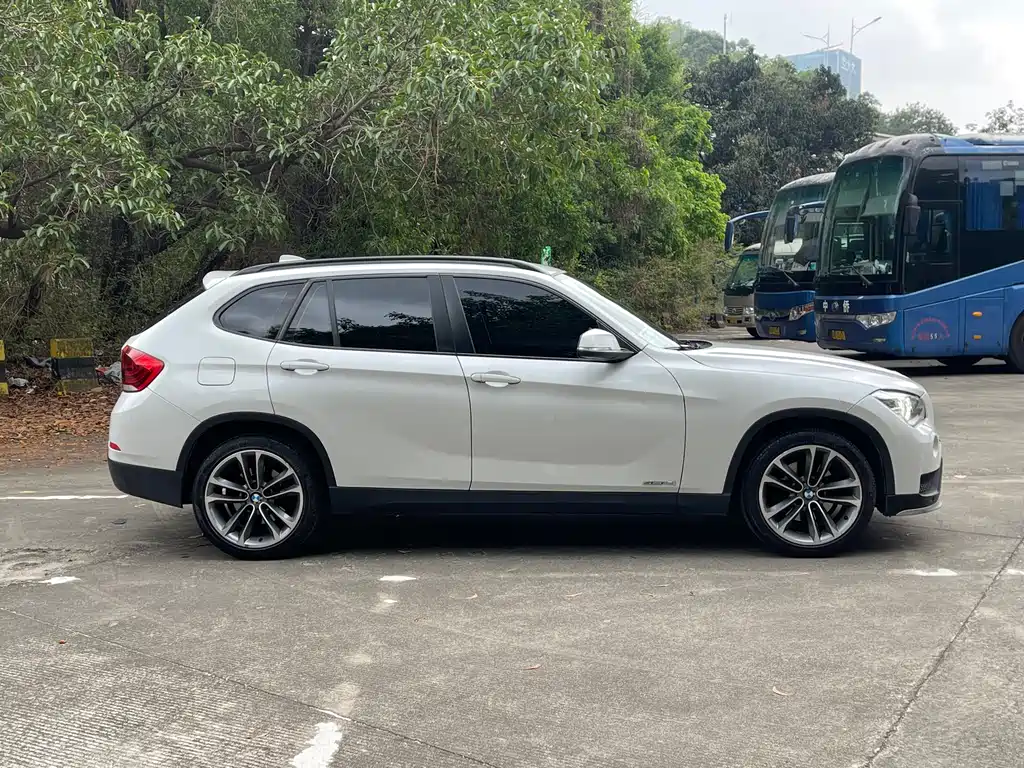 BMW X1 2016 — фото 4
