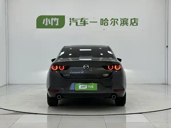 Mazda 3 Axela 2023
