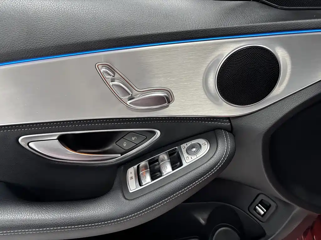 Mercedes-Benz C-Class 2019 — фото 13