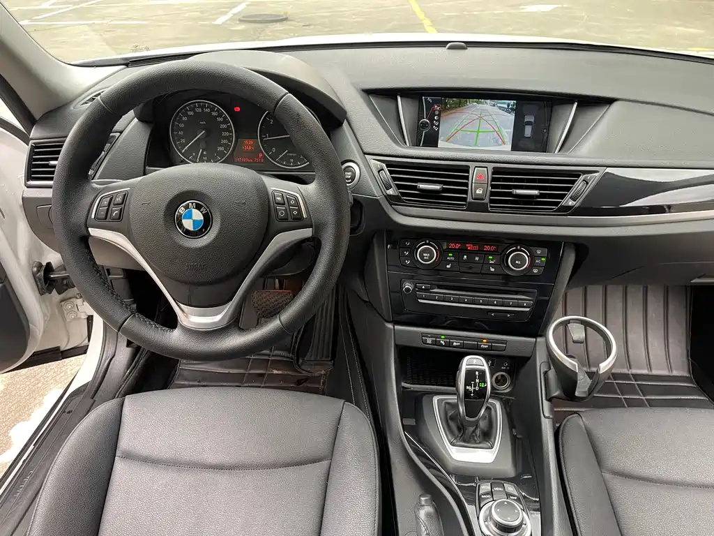 BMW X1 2016 — фото 14