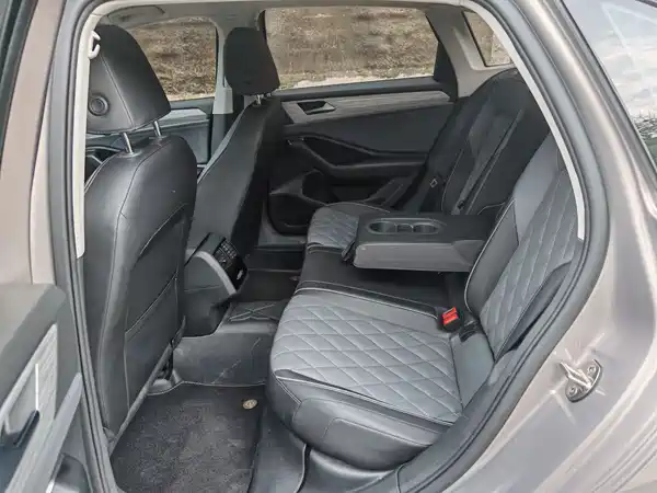 Volkswagen Sagitar 2023