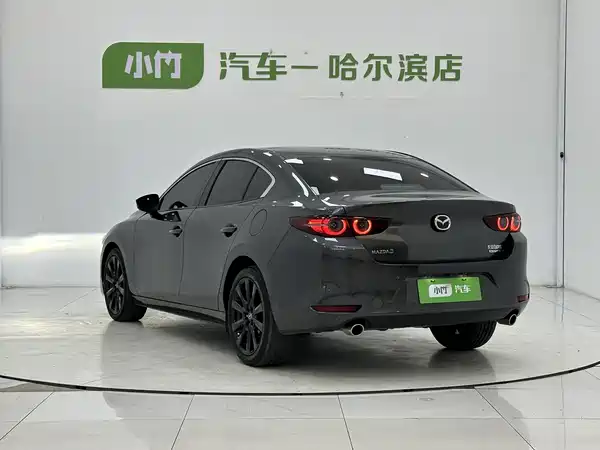 Mazda 3 Axela 2023