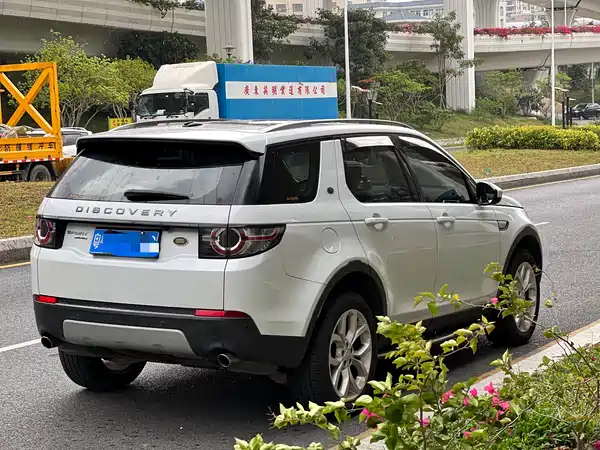 Land Rover Discovery Sport 2016