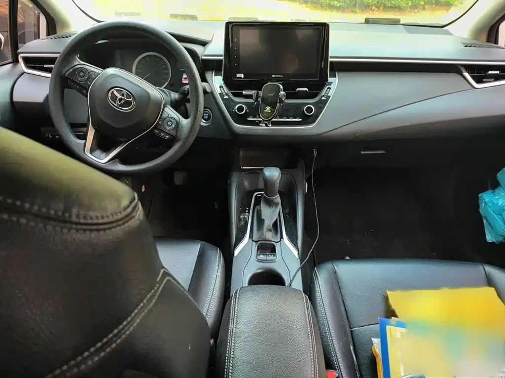 Toyota Corolla 2019 — фото 13