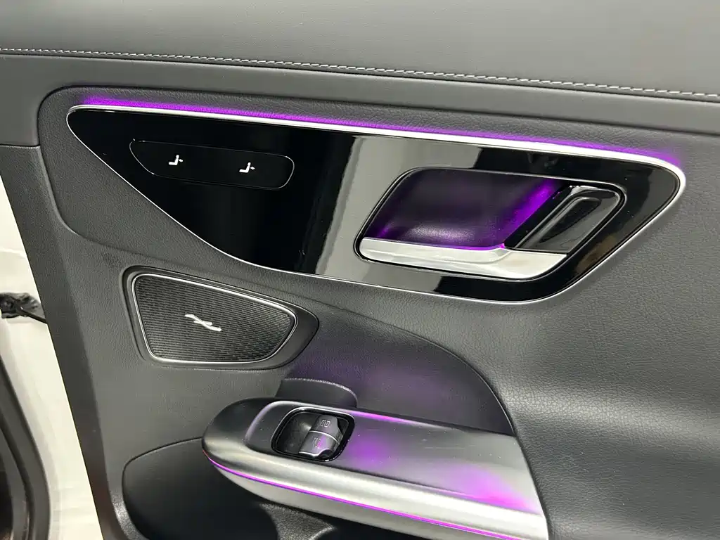 Mercedes-Benz C-Class New Energy 2024 — фото 13